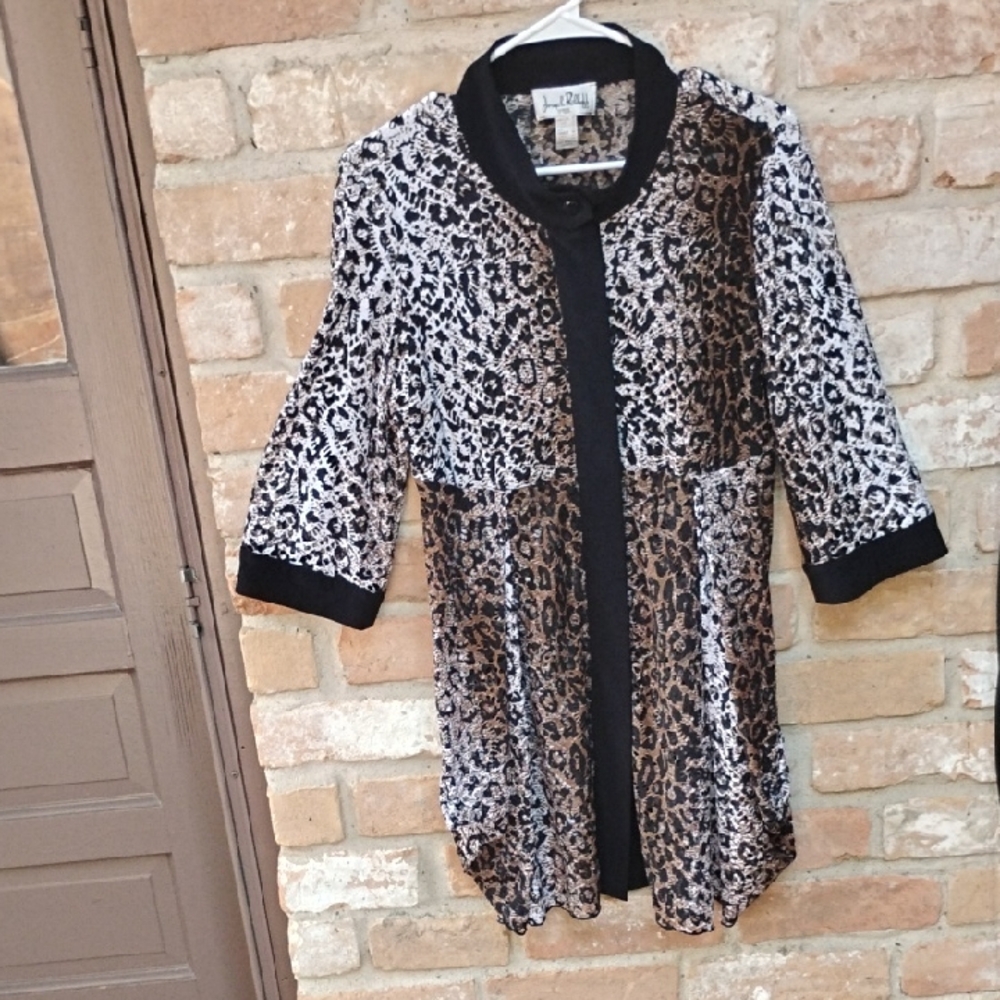 Joseph Ribkoff Black and Cream Lace Top